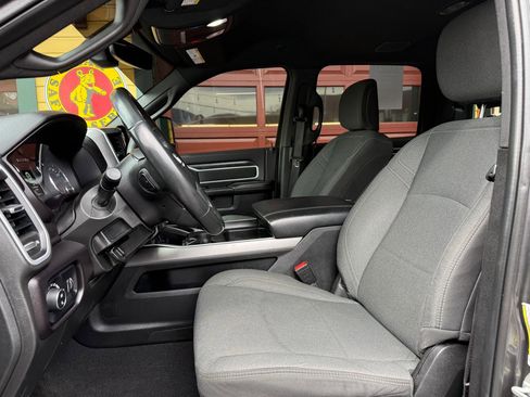 Used 2024 RAM 2500 Big Horn w/ Night Edition image 13