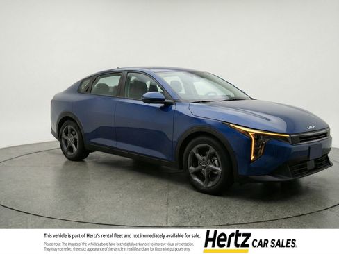 Used 2025 Kia K4 FWD image 1