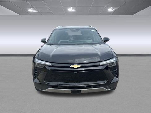 Used 2024 Chevrolet Blazer EV LT AWD/4WD image 8