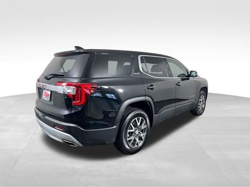 Used 2023 GMC Acadia SLE image 7