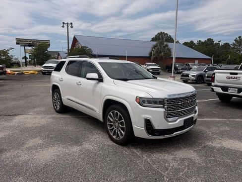 Used 2023 GMC Acadia Denali w/ Trailering Package AWD/4WD image 2
