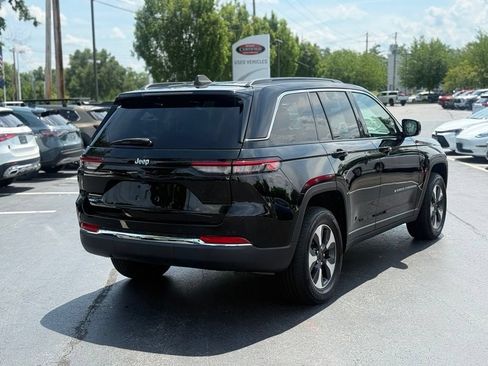 Used 2024 Jeep Grand Cherokee Limited 4xe AWD/4WD image 7