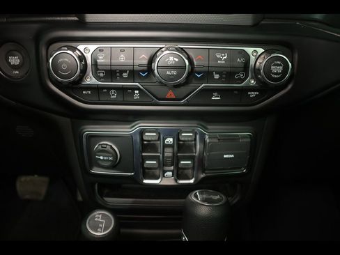 Used 2021 Jeep Wrangler Unlimited Sport image 21