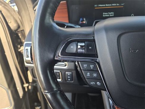 Used 2024 Lincoln Navigator Reserve image 26