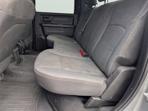 Used 2024 RAM 3500 Tradesman w/ Chrome Appearance Group image 34