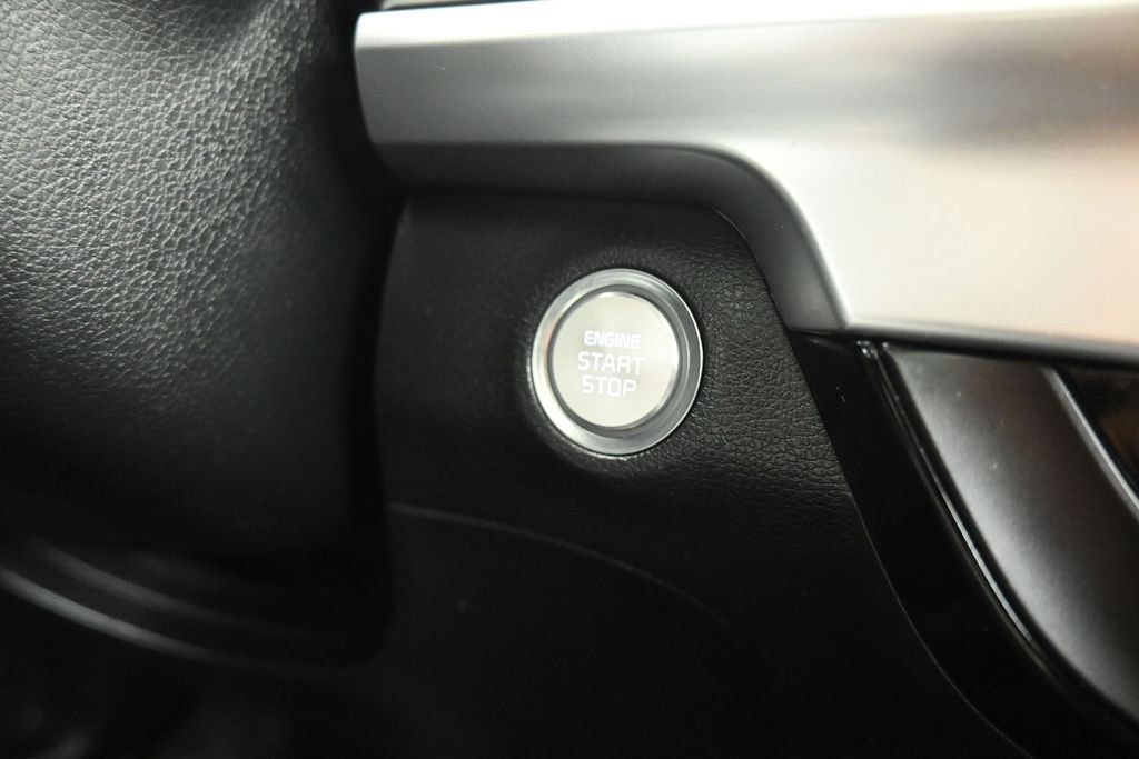 Used 2021 Kia Telluride S AWD/4WD image 21