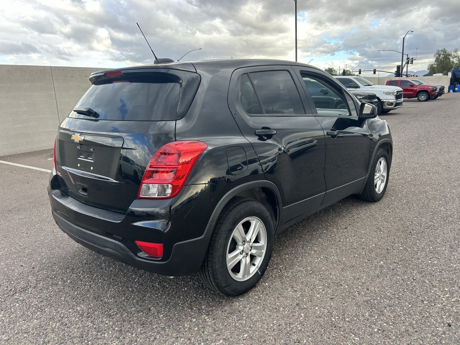 Used 2020 Chevrolet Trax LS w/ Tint and Cruise Package FWD image 5