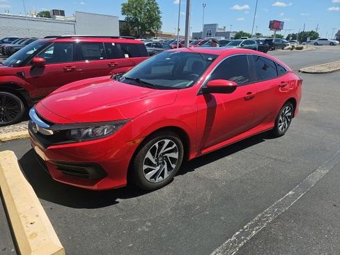 Used 2018 Honda Civic EX image 1
