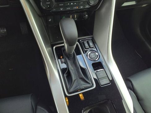 New 2025 Mitsubishi Eclipse Cross SEL image 8