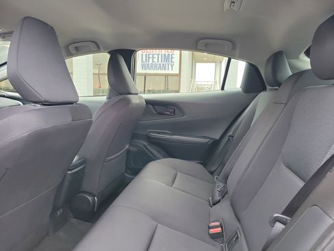 Used 2025 Toyota Prius LE image 11