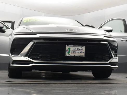 Used 2024 Hyundai Sonata SEL FWD image 11