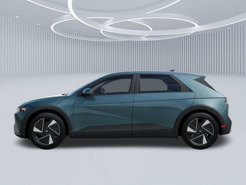 New 2026 Hyundai Ioniq 5 SEL image 3