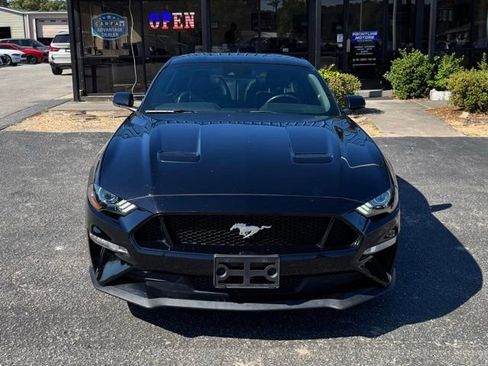 Used 2022 Ford Mustang GT Premium w/ Equipment Group 401A RWD image 3