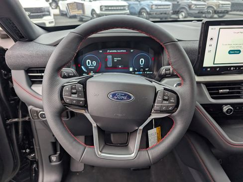 New 2026 Ford Explorer ST-Line w/ ST-Line Street Pack image 22