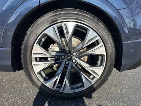 New 2026 Audi Q8 Prestige image 10