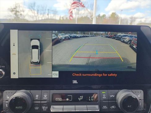 Certified 2024 Toyota Grand Highlander AWD image 17