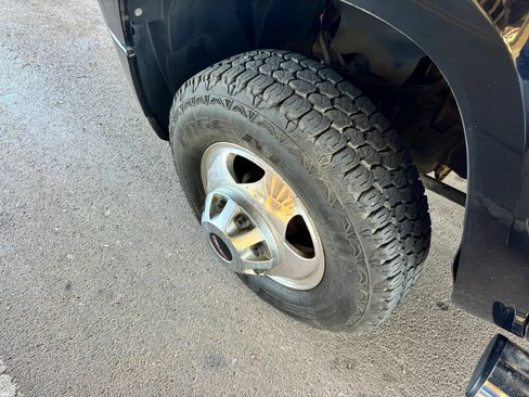 Used 2012 GMC Sierra 3500 Denali AWD/4WD image 36