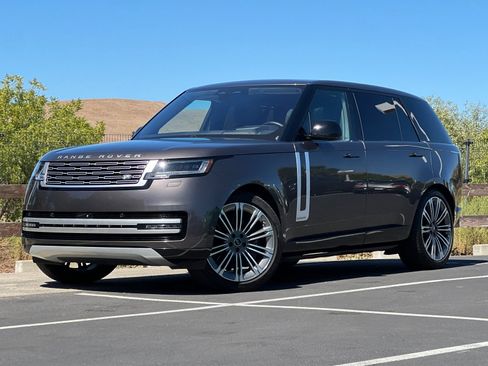 Used 2023 Land Rover Range Rover Long Wheelbase Autobiography AWD/4WD image 1