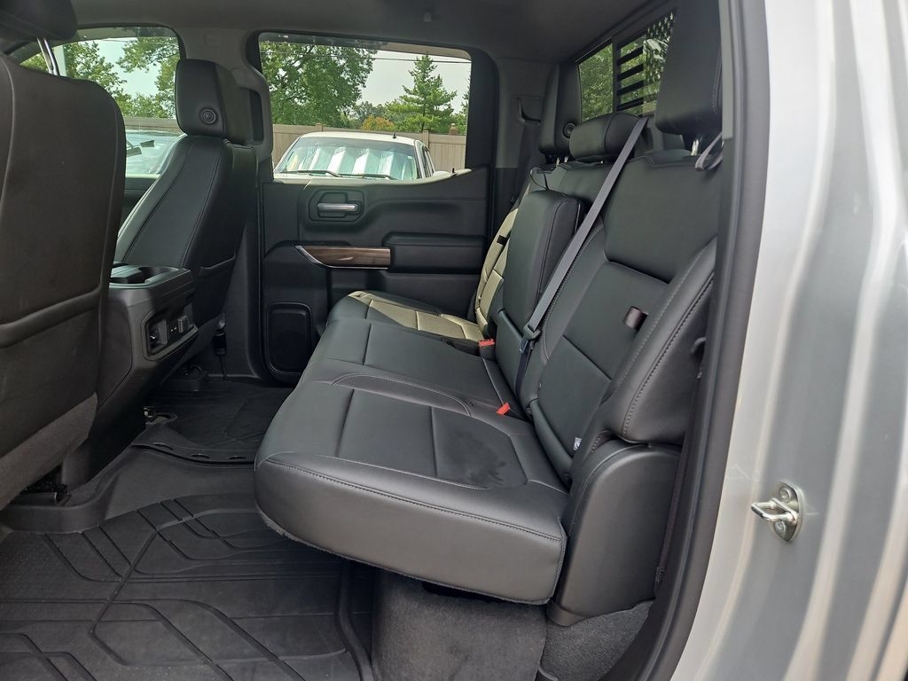 Used 2021 Chevrolet Silverado 1500 RST w/ Redline Edition AWD/4WD image 14