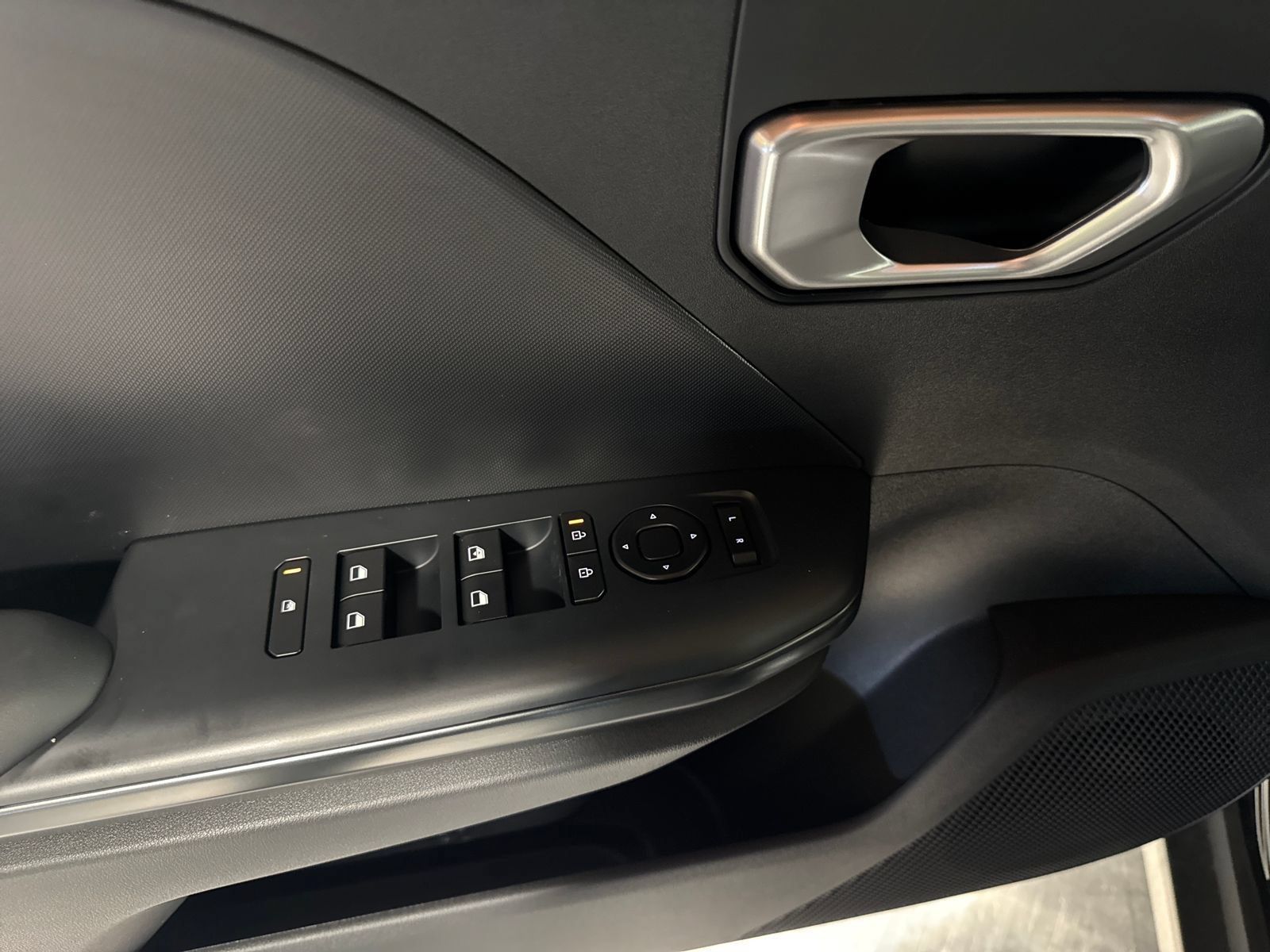 Certified 2026 Kia K4 FWD image 25