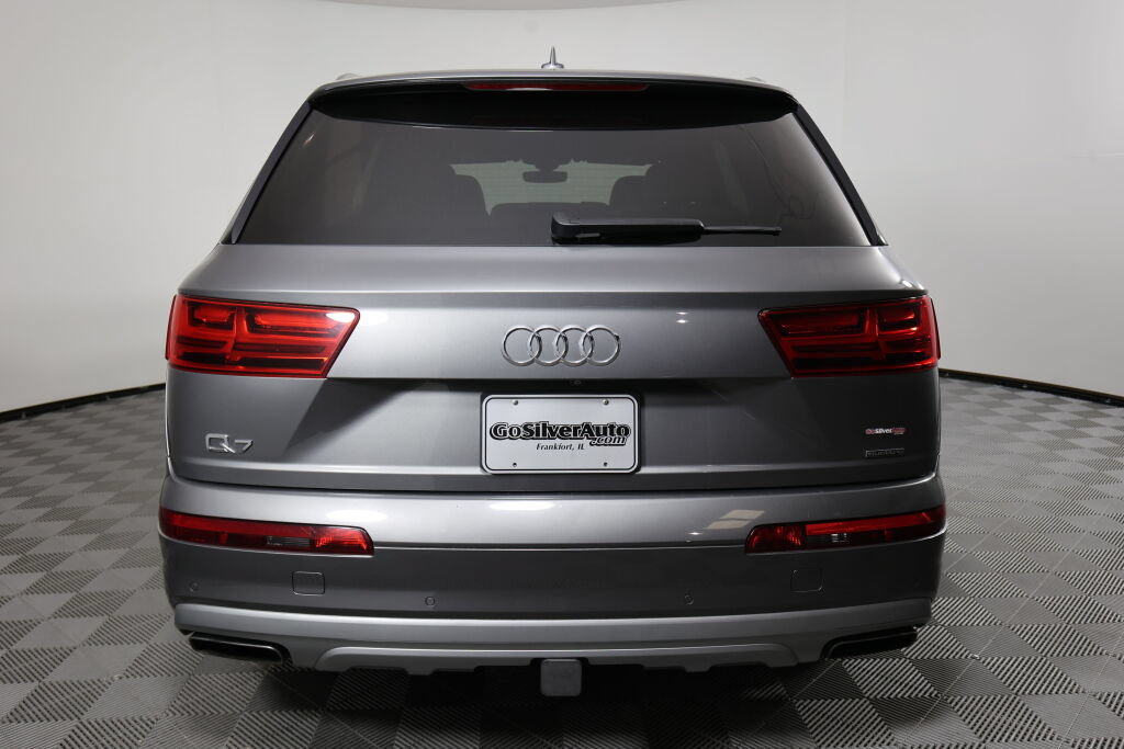 Used 2017 Audi Q7 2.0T Premium Plus w/ Premium Plus Package AWD/4WD image 3