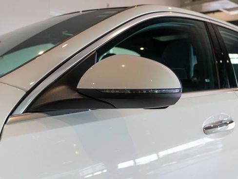 New 2026 Mercedes-Benz C 300 4MATIC Sedan image 10