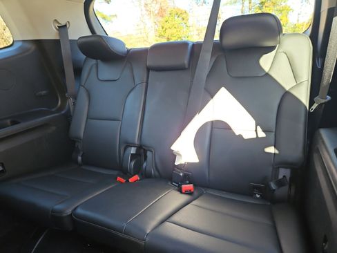 Used 2022 Kia Telluride EX w/ Towing Package image 20