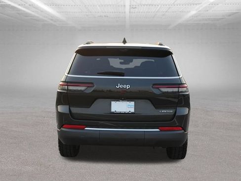 Used 2023 Jeep Grand Cherokee L Limited w/ Luxury Tech Group II RWD image 8