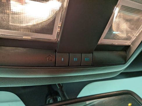 Used 2014 Dodge Challenger R/T w/ Sound Group II image 30