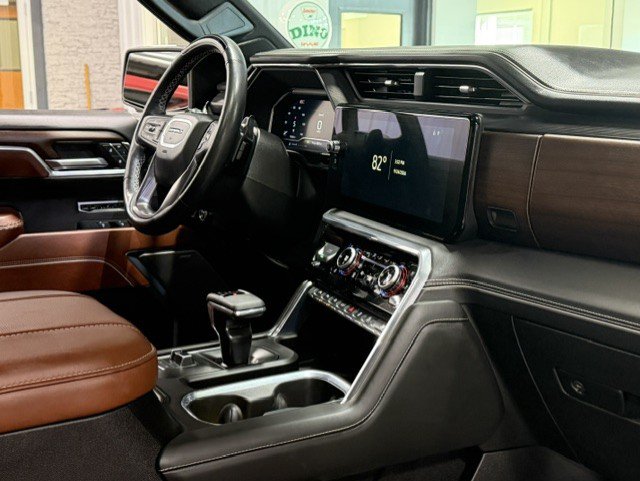 Certified 2024 GMC Sierra 1500 Denali Ultimate AWD/4WD image 9