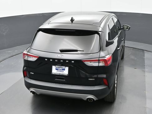 Used 2022 Ford Escape SE w/ Cold Weather Package AWD/4WD image 31