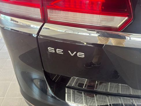 Used 2023 Volkswagen Atlas SE w/ Panoramic Sunroof Package FWD image 17