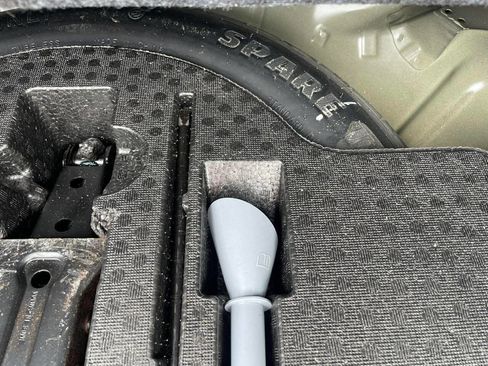 Used 2019 Honda Accord LX image 15