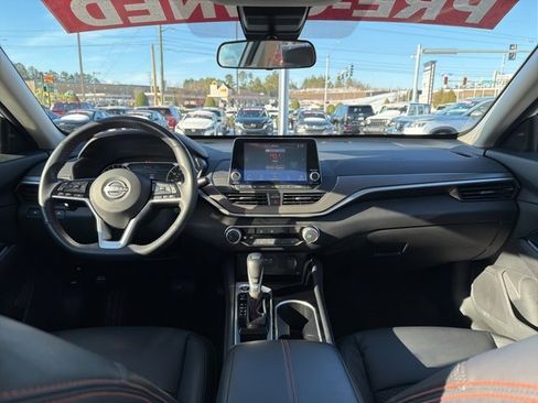 Used 2025 Nissan Altima 2.5 SR image 26