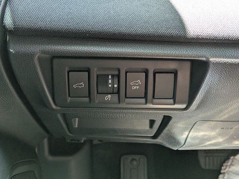 Used 2022 Subaru Outback Premium AWD/4WD image 25