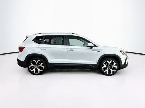 Used 2023 Volkswagen Taos SEL AWD/4WD image 10