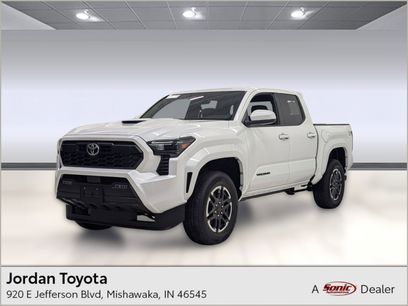 New 2025 Toyota Tacoma SR