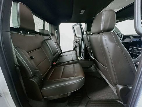 Used 2024 GMC Sierra 1500 Denali AWD/4WD image 11