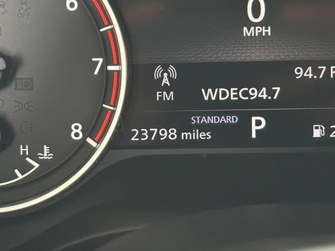 Used 2024 Nissan Rogue SV FWD image 23