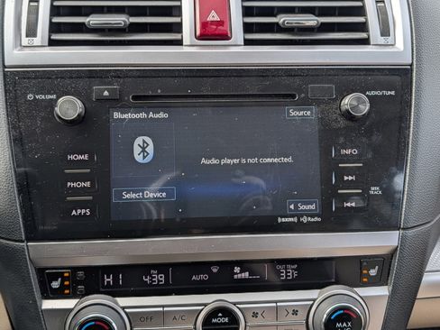 Used 2017 Subaru Outback 2.5i Premium image 22