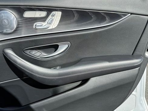 Used 2017 Mercedes-Benz E 300 4MATIC image 28