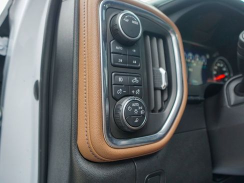 Used 2020 Chevrolet Silverado 2500 High Country w/ Z71 Off-Road Package image 21