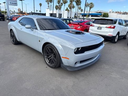 Used 2022 Dodge Challenger R/T Scat Pack RWD image 7
