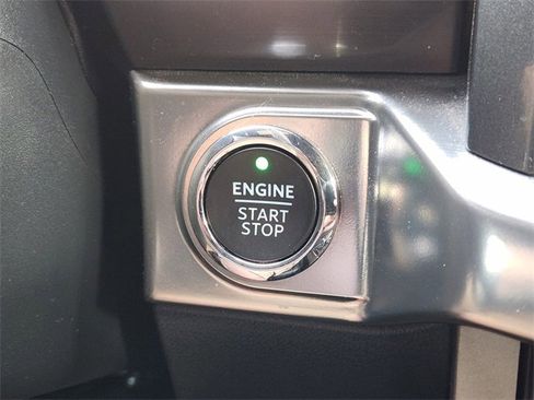 Used 2023 Ford F150 Lariat w/ Equipment Group 502A High image 22