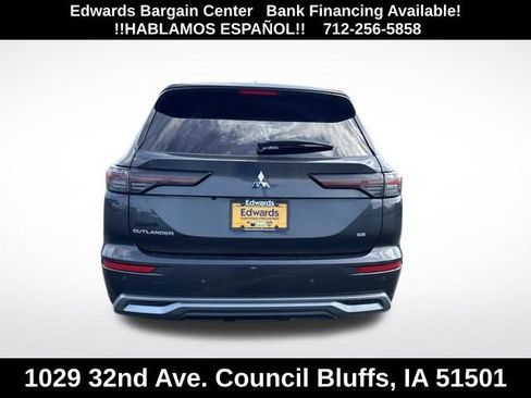 Used 2025 Mitsubishi Outlander SE AWD/4WD image 6