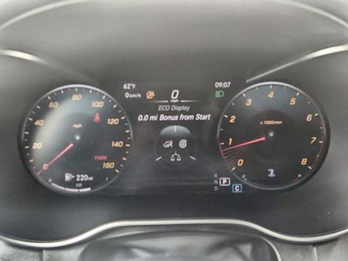 Used 2020 Mercedes-Benz GLC 300 4MATIC image 11