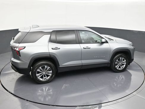 Used 2025 Chevrolet Equinox LT image 29