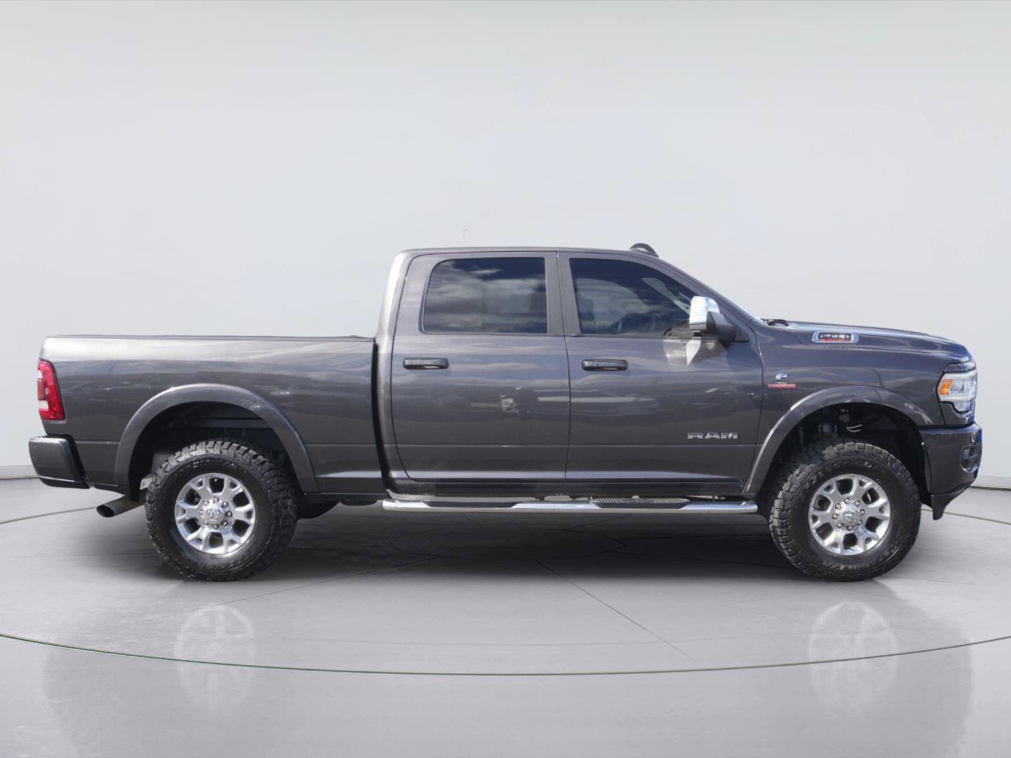 Used 2022 RAM 2500 Laramie AWD/4WD image 5