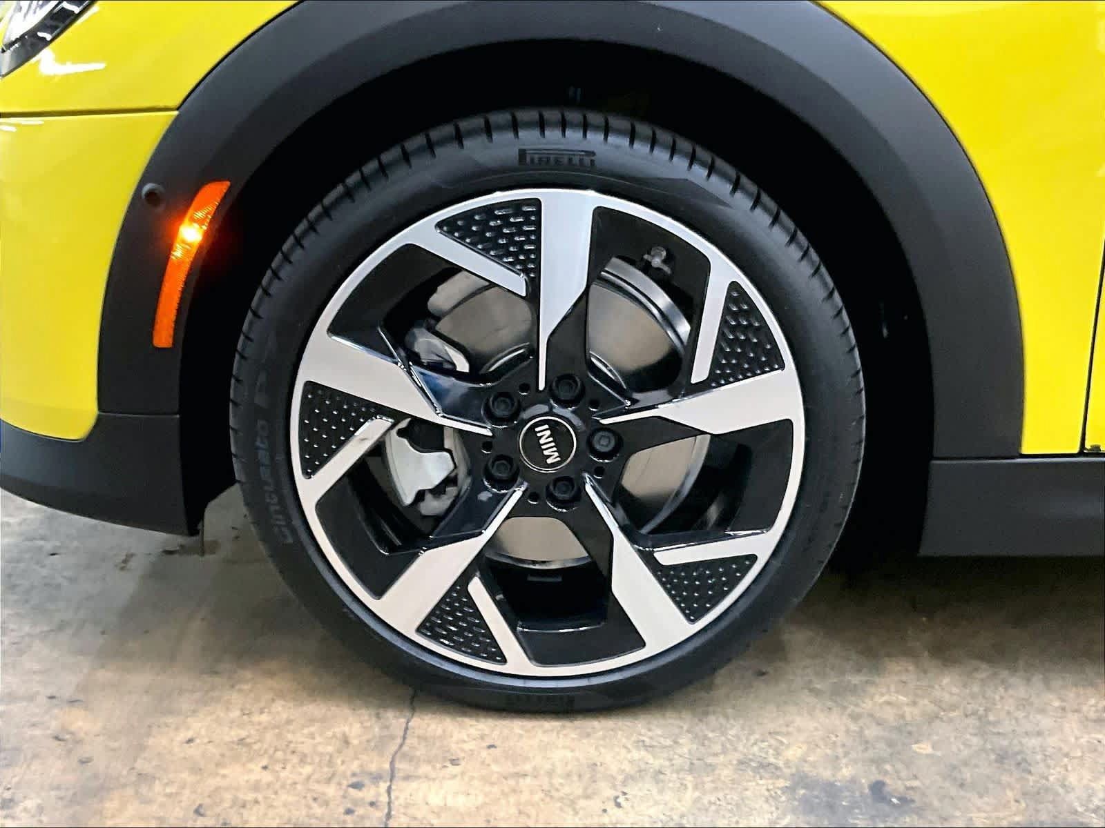 Used 2026 MINI Cooper S FWD image 12