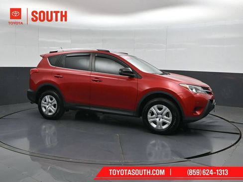 Used 2015 Toyota RAV4 LE AWD/4WD image 1